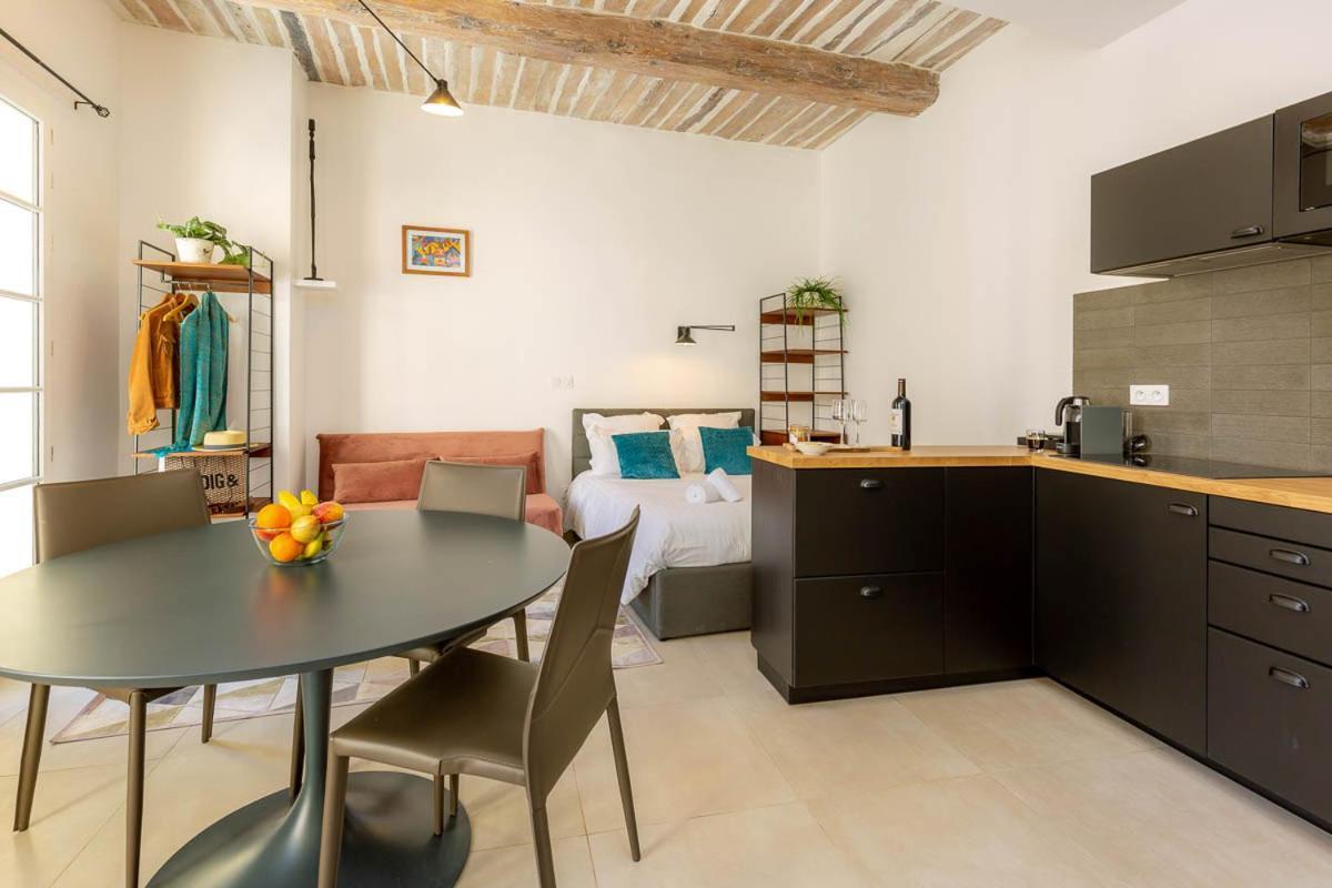 Provence Au Coeur Appart Hotels Forcalquier Bagian luar foto